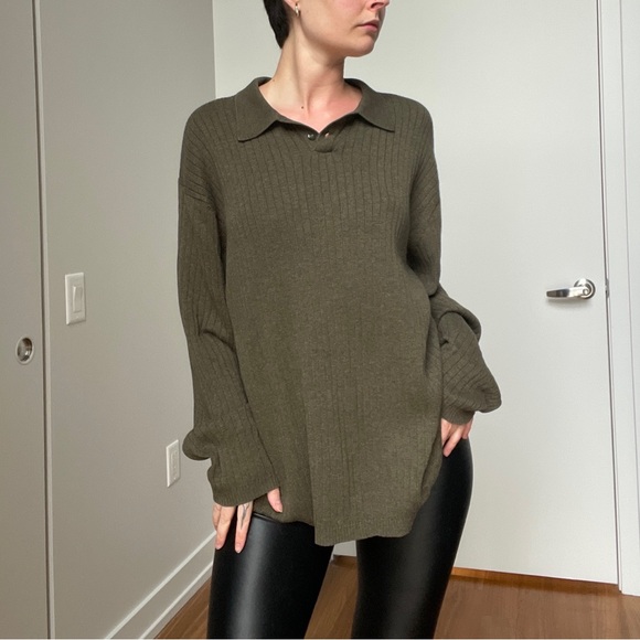 Olive Oversized Vintage Sweater - Picture 2 of 5